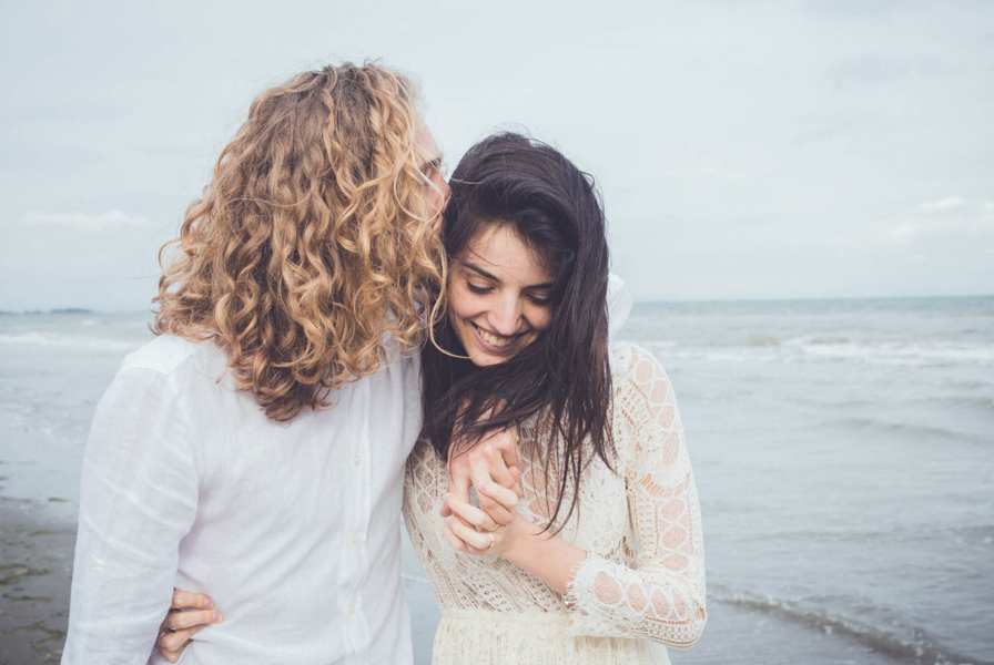 Windy-Lignano-Sabbiadoro-Beach-Engagement-Photos-Tramontina-Studio-11