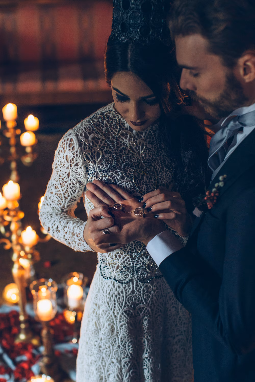 Italian-Gothic-Wedding-Inspiration-at-Villa-Di-Maiano-Stefano-Santucci-060