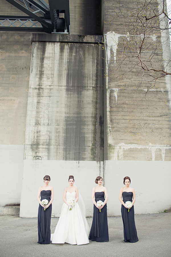 how to achieve a timeless classic bridal party look with photos by Sachin Khona | via junebugweddings.com how to achieve a timeless classic bridal party look with photos by Sachin Khona | via junebugweddings.com