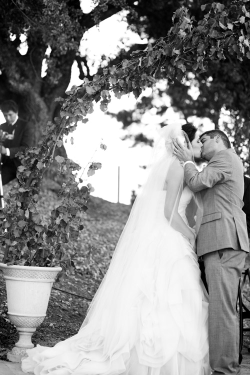 Rustic California Italian villa inspired wedding by Belathee Photography | via junebugweddings.com Rustic California Italian villa inspired wedding by Belathee Photography | via junebugweddings.com