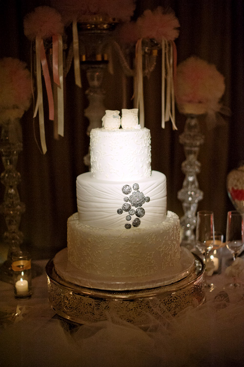 Beach wedding at Casa Del Mar in Santa Monica - from Bob Gail Events and Next Exit Photography | via junebugweddings.com Beach wedding at Casa Del Mar in Santa Monica - from Bob Gail Events and Next Exit Photography | via junebugweddings.com