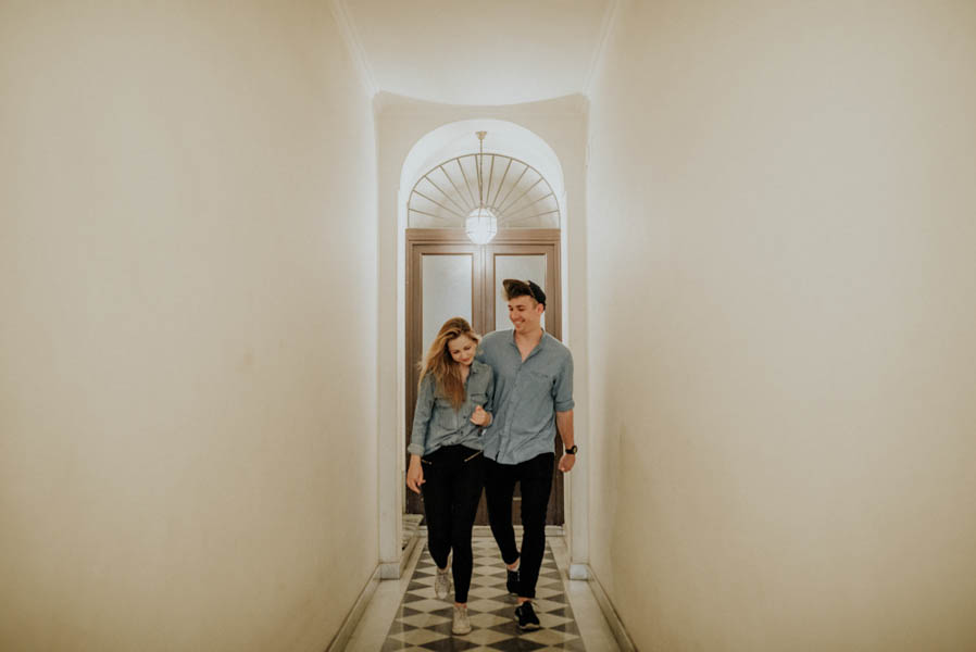 these-two-cuddled-all-the-way-through-their-rome-engagement-session-8