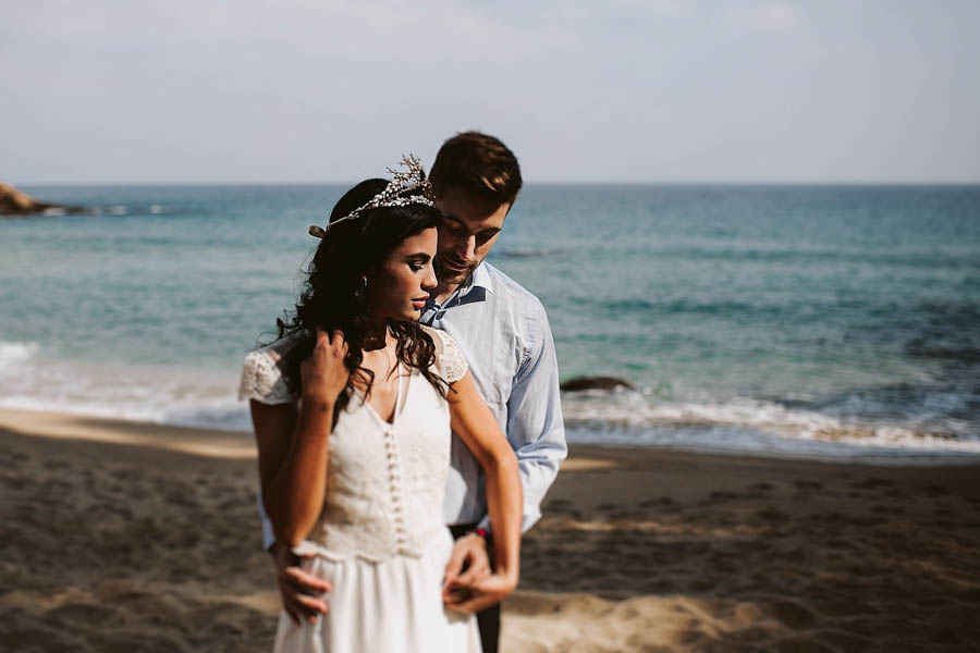 Ethereal-Barcelona-Beach-Wedding-Inspiration-9