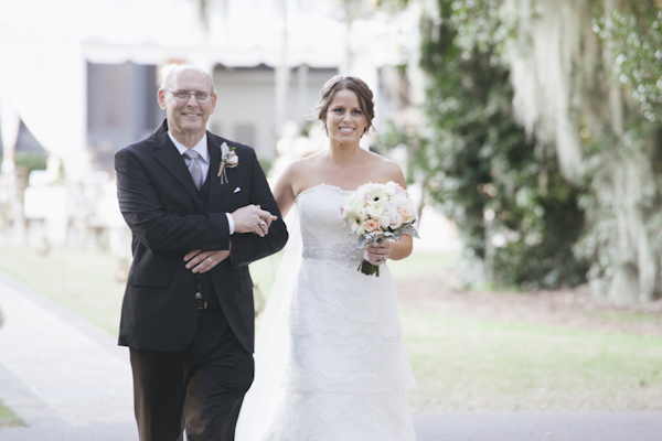 wedding at Legare Waring House in Charleston, South Carolina, photo by Paige Winn Photo | via junebugweddings.com wedding at Legare Waring House in Charleston, South Carolina, photo by Paige Winn Photo | via junebugweddings.com