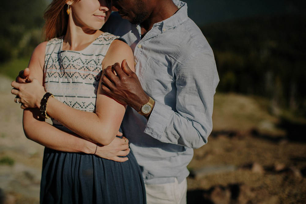 Stylish-Mountain-Engagement-at-Mount-Rainier-National-Park-Robert-J-Hill-Photography (3 of 22)