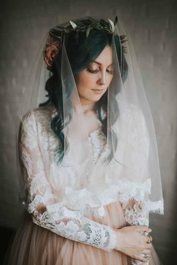 this-bride-ditched-her-wheelchair-to-walk-down-the-aisle-at-her-atlanta-wedding-29-600x900