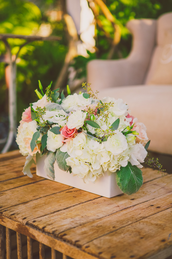 lovely Manhattan Beach wedding by Grand Engagements Wedding Planning and Design with photos by Closer to Love Photography | via junebugweddings.com lovely Manhattan Beach wedding by Grand Engagements Wedding Planning and Design with photos by Closer to Love Photography | via junebugweddings.com