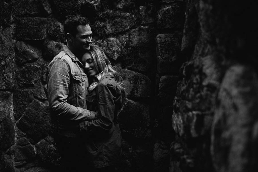 Cozy-Anniversary-Photo-Shoot-at-Mount-Tamalpais-Dustin-Cantrell-9