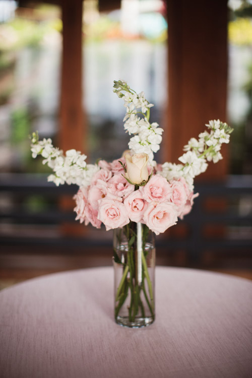 Pretty, classic, pink wedding in Maui from Sweet Pea Events with photos by Sarah & Rocky Photography | via junebugweddings.com Pretty, classic, pink wedding in Maui from Sweet Pea Events with photos by Sarah & Rocky Photography | via junebugweddings.com