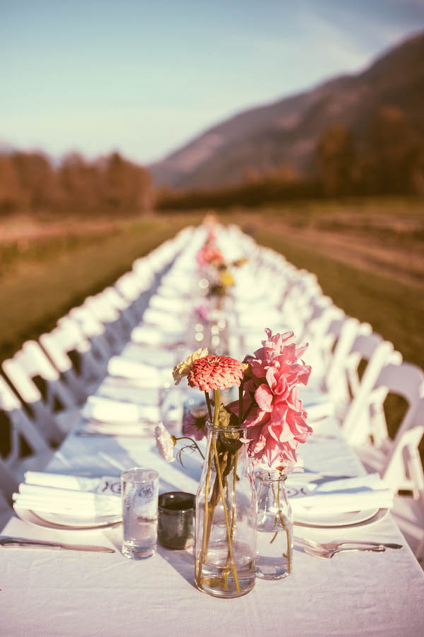 elegant and simple long tablescape elegant and simple long tablescape