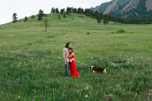 City and country Colorado engagement photos by Chosen Photography | via junebugweddings.com City and country Colorado engagement photos by Chosen Photography | via junebugweddings.com