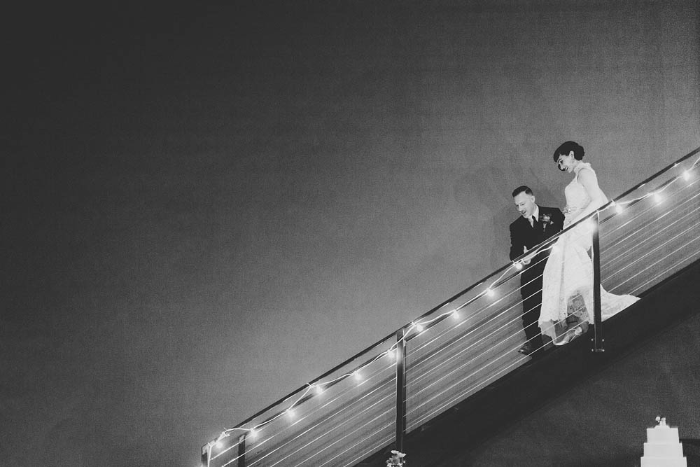 Glam-Vintage-Wedding-at-The-Roundhouse-at-Beacon-Falls (28 of 28)