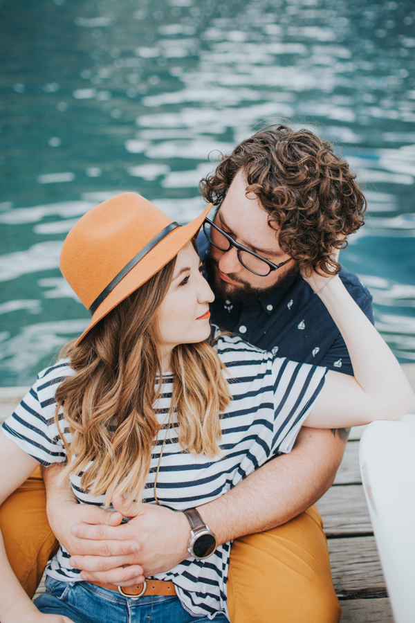 this-well-dressed-couple-in-their-banff-engagement-is-pure-eye-candy-2