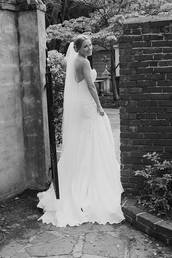 grey and cream wedding at The Historic Rice Mill, Charleston, South Carolina - photo by Paige Winn Photo | via junebugweddings.com grey and cream wedding at The Historic Rice Mill, Charleston, South Carolina - photo by Paige Winn Photo | via junebugweddings.com