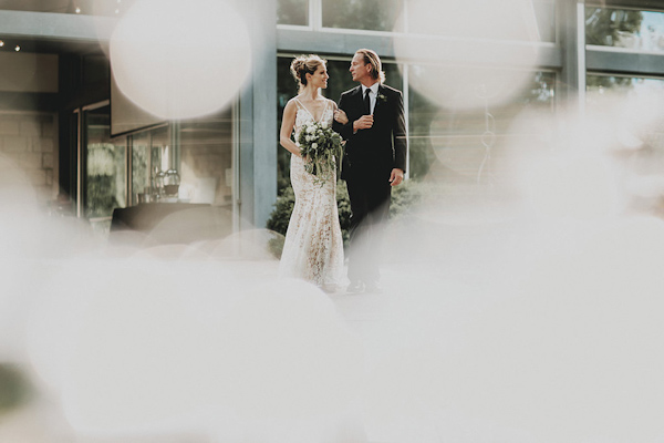 garden wedding ceremony, photo by Bradford Martens | via junebugweddings.com garden wedding ceremony, photo by Bradford Martens | via junebugweddings.com