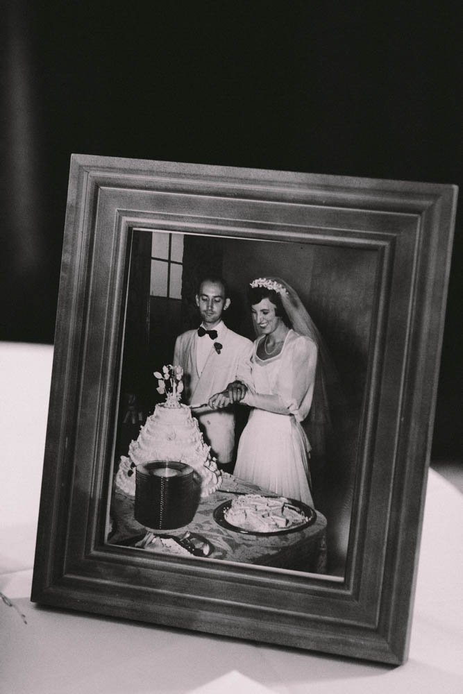 Sweet-and-Casual-West-Virginia-Wedding (30 of 30)