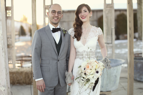 warm and cozy winter wedding, photo by Alison Conklin Photography | via junebugweddings.com warm and cozy winter wedding, photo by Alison Conklin Photography | via junebugweddings.com