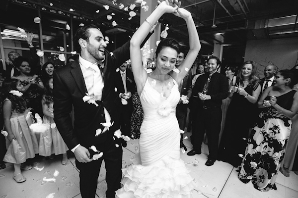 glamorous eco friendly jewish wedding at AT&T center in Los Angeles, California, photos by Callaway Gable | via junebugweddings.com glamorous eco friendly jewish wedding at AT&T center in Los Angeles, California, photos by Callaway Gable | via junebugweddings.com
