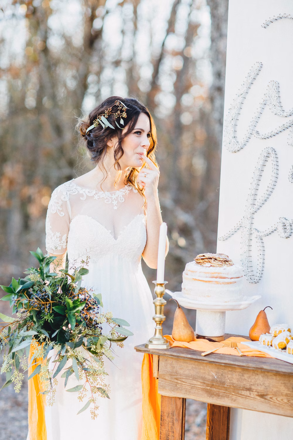 Agate-Slice-Ceremony-Backdrop-White-Sparrow-Blooming-House-Creative-26