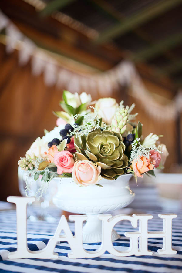 rustic chic flowers and table decor rustic chic flowers and table decor