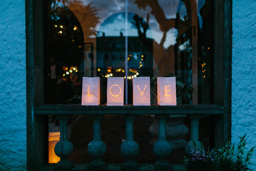 Gorgeous-Natural-Swedish-Wedding-HaringeSlott-46
