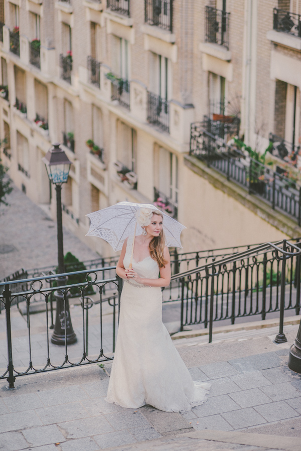 intimate destination wedding in Paris, photo by Ophelia and Romeo Photographers | via junebugweddings.com intimate destination wedding in Paris, photo by Ophelia and Romeo Photographers | via junebugweddings.com