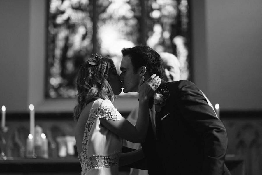 botanical-belfast-wedding-deanes-queens-16