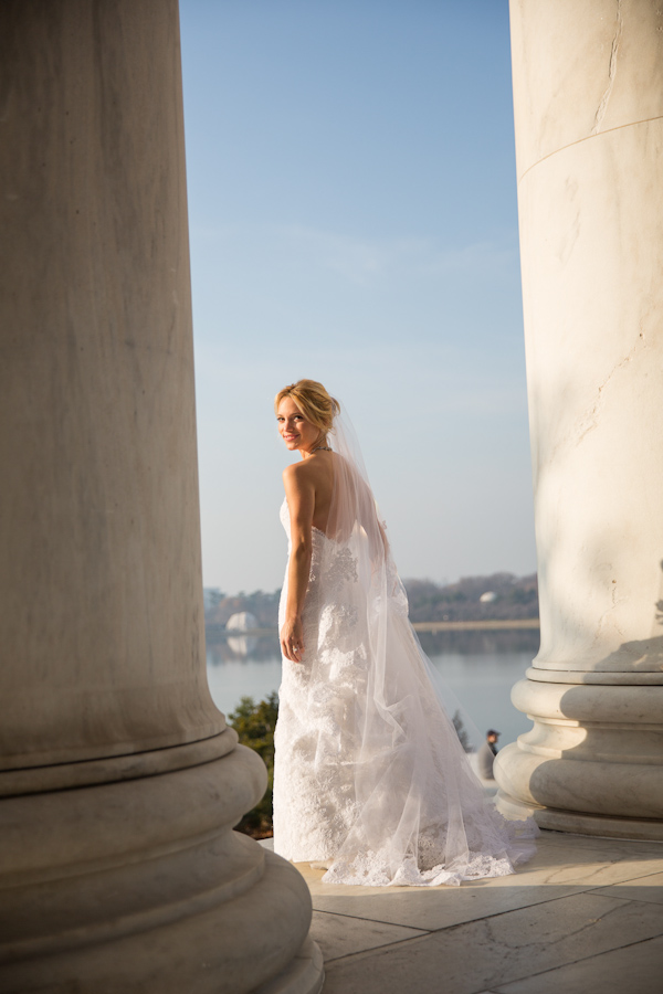 traditional romantic ballroom wedding at The Ritz Carlton, Washington D.C. with photos by Ira Lippke Studios | via junebugweddings.com traditional romantic ballroom wedding at The Ritz Carlton, Washington D.C. with photos by Ira Lippke Studios | via junebugweddings.com