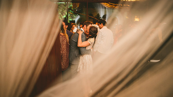 beautiful wedding in Campos do Jordão, Brazil, photo by Sam Hurd | via junebugweddings.com beautiful wedding in Campos do Jordão, Brazil, photo by Sam Hurd | via junebugweddings.com