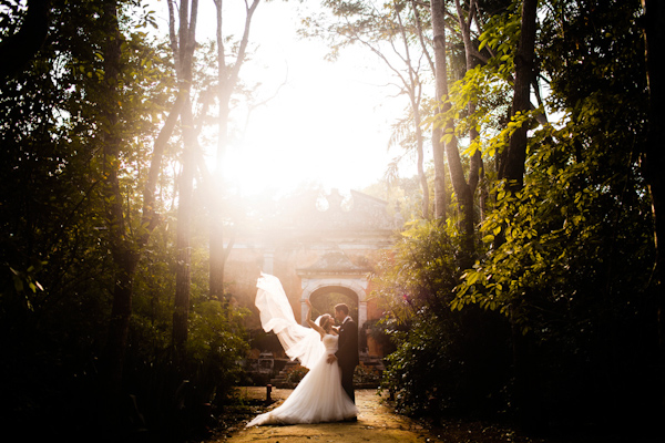 destination wedding at the Hacienda Uayamon in Campeche, Mexico, photo by Aaron Morris of Chrisman Studios | via junebugweddings.com destination wedding at the Hacienda Uayamon in Campeche, Mexico, photo by Aaron Morris of Chrisman Studios | via junebugweddings.com