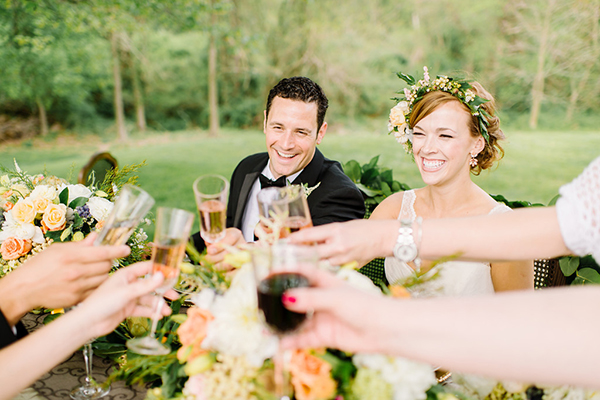 darling countryside wedding inspiration photo shoot, photo by L Hewitt Photography | via junebugweddings.com darling countryside wedding inspiration photo shoot, photo by L Hewitt Photography | via junebugweddings.com