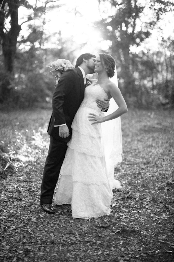 wedding at Legare Waring House in Charleston, South Carolina, photo by Paige Winn Photo | via junebugweddings.com wedding at Legare Waring House in Charleston, South Carolina, photo by Paige Winn Photo | via junebugweddings.com
