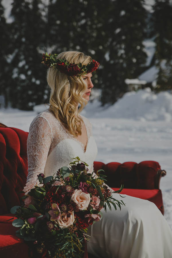 Passionate-Winter-Elopement-Inspiration-at-Emerald-Lake-Lolo-Nola-Photography-25