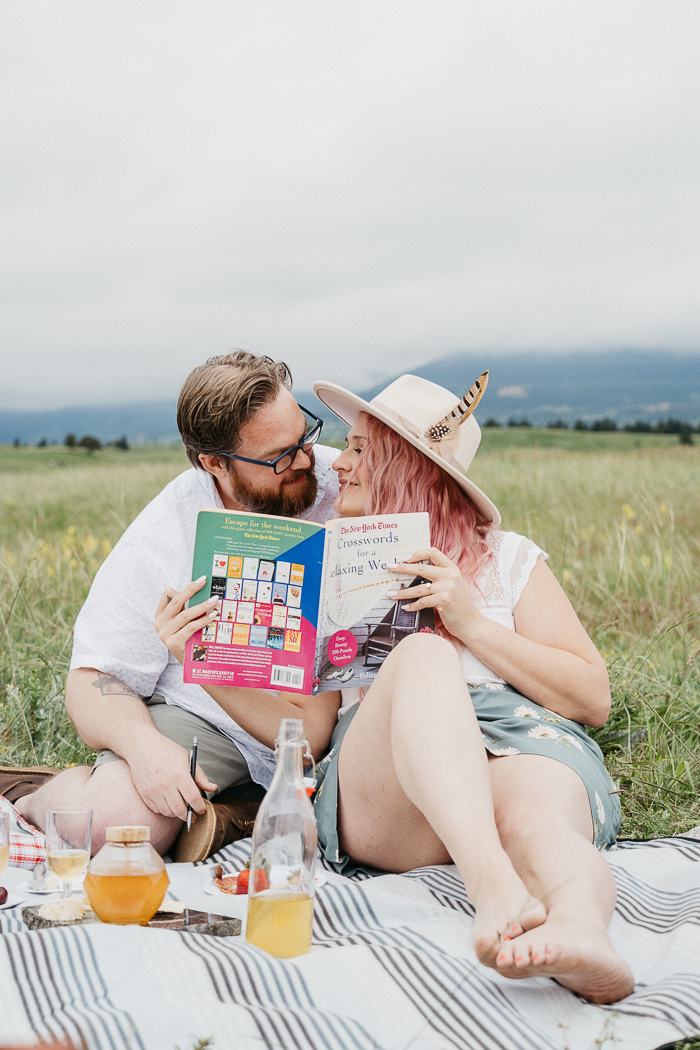 picnic spring engagement photos