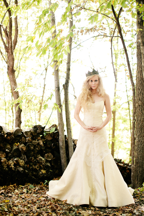 Tara La Tour Fall 2013 Wedding Dresses | Junebug Weddings