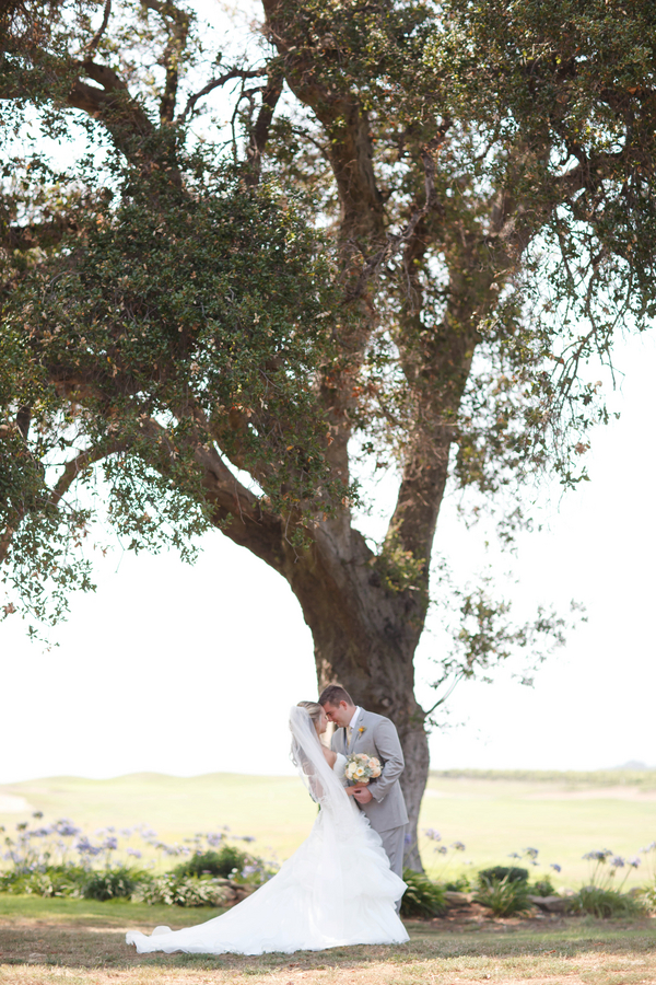 grey and yellow wedding in Napa Valley photos by K Stone Photography | via junebugweddings.com grey and yellow wedding in Napa Valley photos by K Stone Photography | via junebugweddings.com