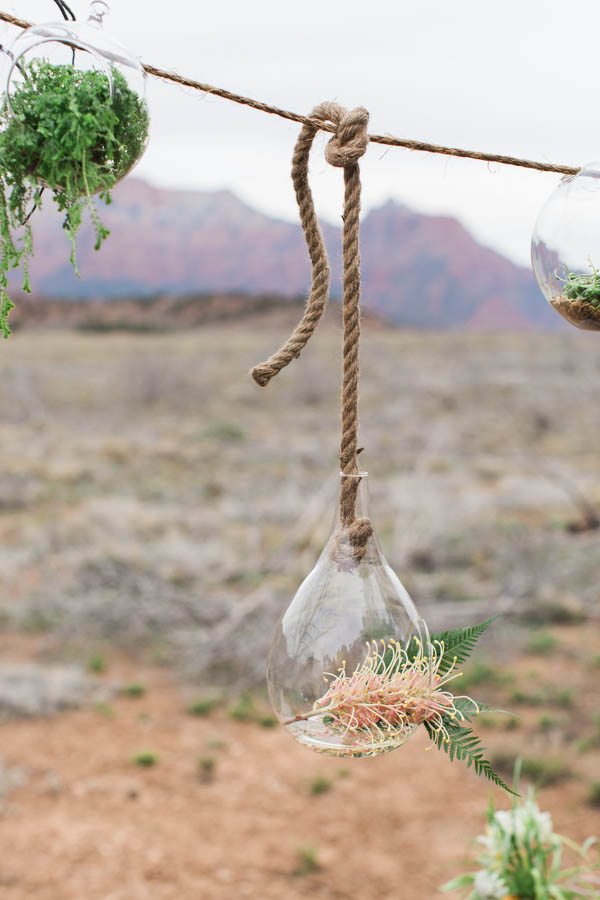 free-spirited-zion-national-park-elopement-inspiration-12