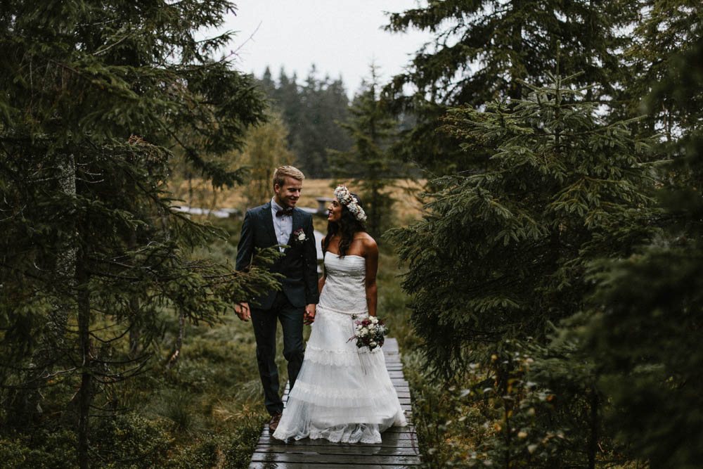 Dreamy-Wedding-Photo-Shoot-in-the-Rain-Kevin-Klein-2461