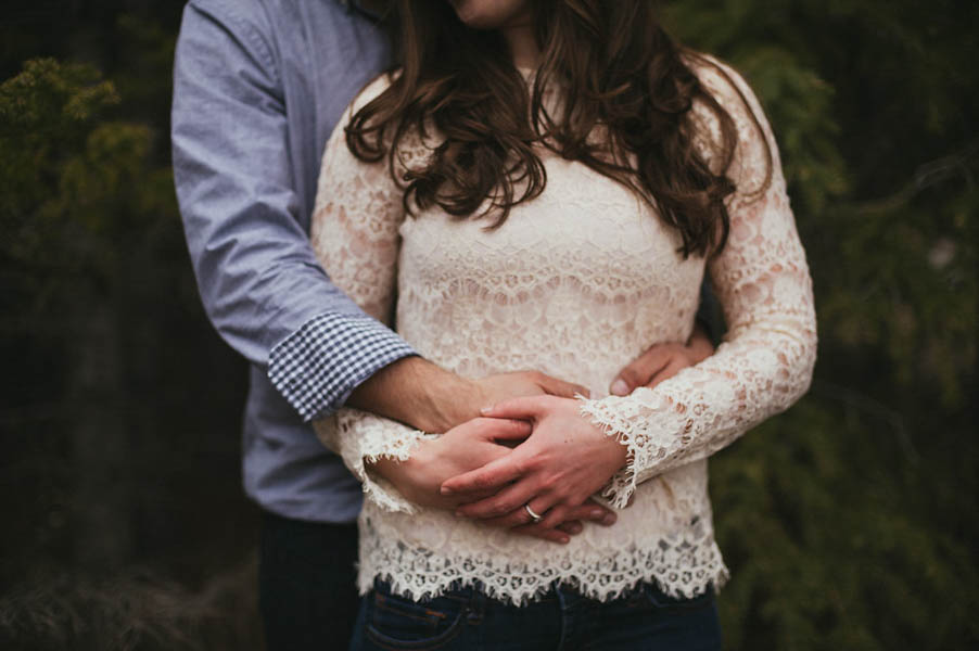 Breathtaking-Lake-Minnewanka-Engagement-Daring-Wanderer (10 of 27)