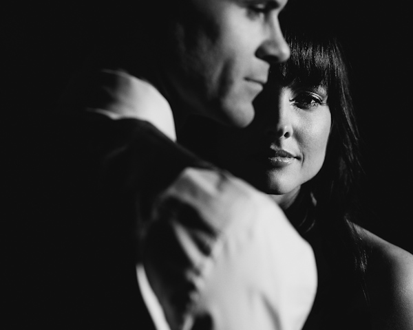 couple portrait, photo by Erik Clausen | via junebugweddings.com couple portrait, photo by Erik Clausen | via junebugweddings.com