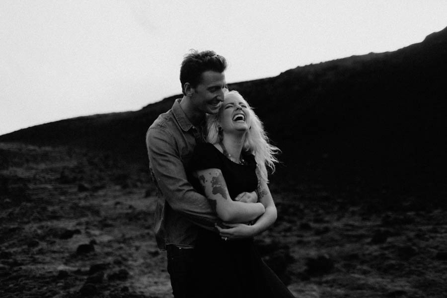 South-Coast-of-Iceland-Engagement-Photos-Levi-Tijerina-14
