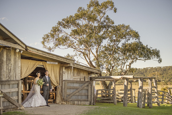natural green and yellow wedding at Yandida Station, Australia, photo by Studio Impressions | via junebugweddings.com natural green and yellow wedding at Yandida Station, Australia, photo by Studio Impressions | via junebugweddings.com