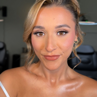 Casey Contours | Luxury Bridal Makeup Artistry & Esthetics photo
