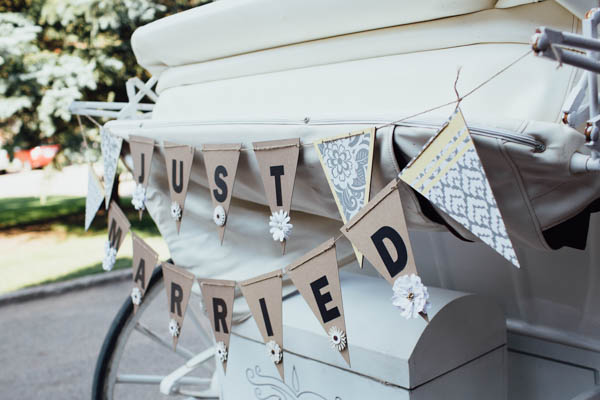 vintage inspired just married sign vintage inspired just married sign