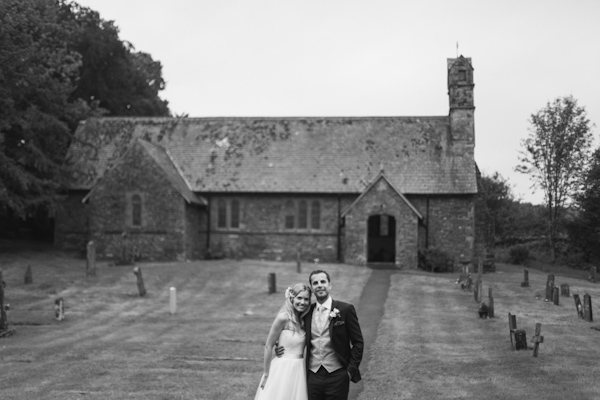 church wedding ceremony, photo by Sansom Photography | via junebugweddings.com church wedding ceremony, photo by Sansom Photography | via junebugweddings.com