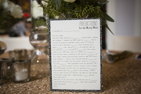 black, white, gold and silver New Year's Eve wedding, photos by Asya Photography | via junebugweddings.com black, white, gold and silver New Year's Eve wedding, photos by Asya Photography | via junebugweddings.com