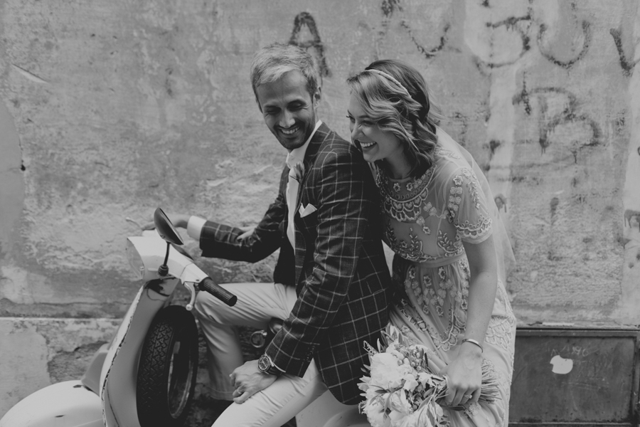 an-intimate-amalfi-coast-wedding-that-doesnt-skimp-on-style-34