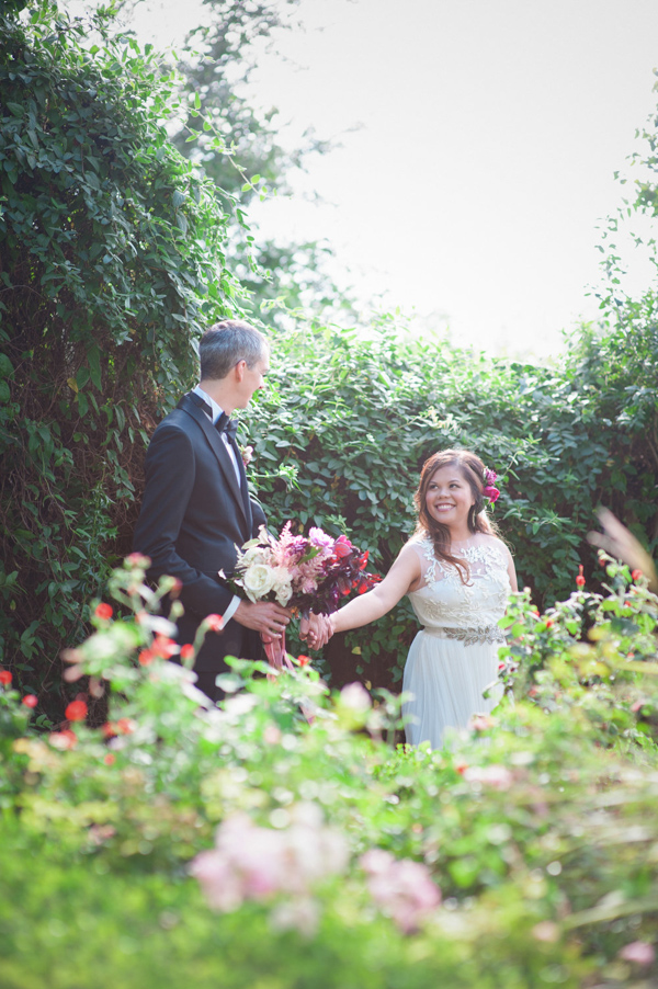 romantic and lush pink wedding, photo by matthew moore photography | via junebugweddings.com romantic and lush pink wedding, photo by matthew moore photography | via junebugweddings.com