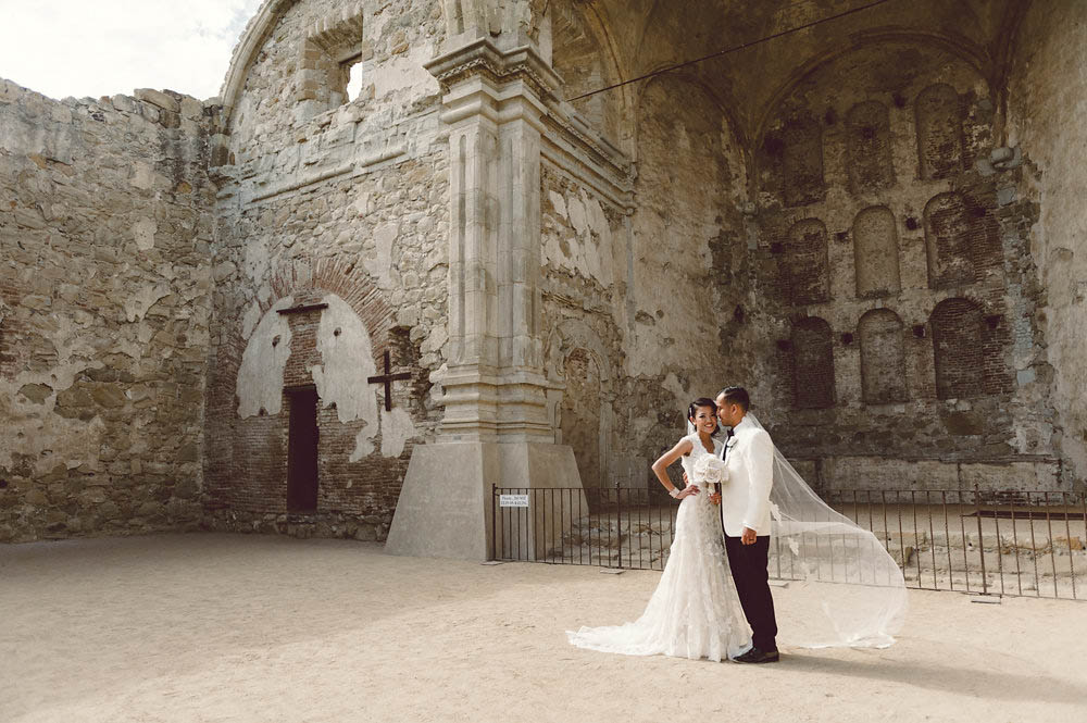 Classy-Emerald-and-Gold-Wedding-at-The-Villa-San-Juan-Capistrano (16 of 33)