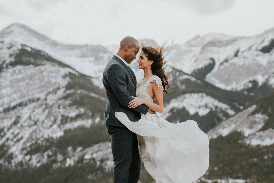 Winter-Mountain-Elopement-Banff-National-Park-3